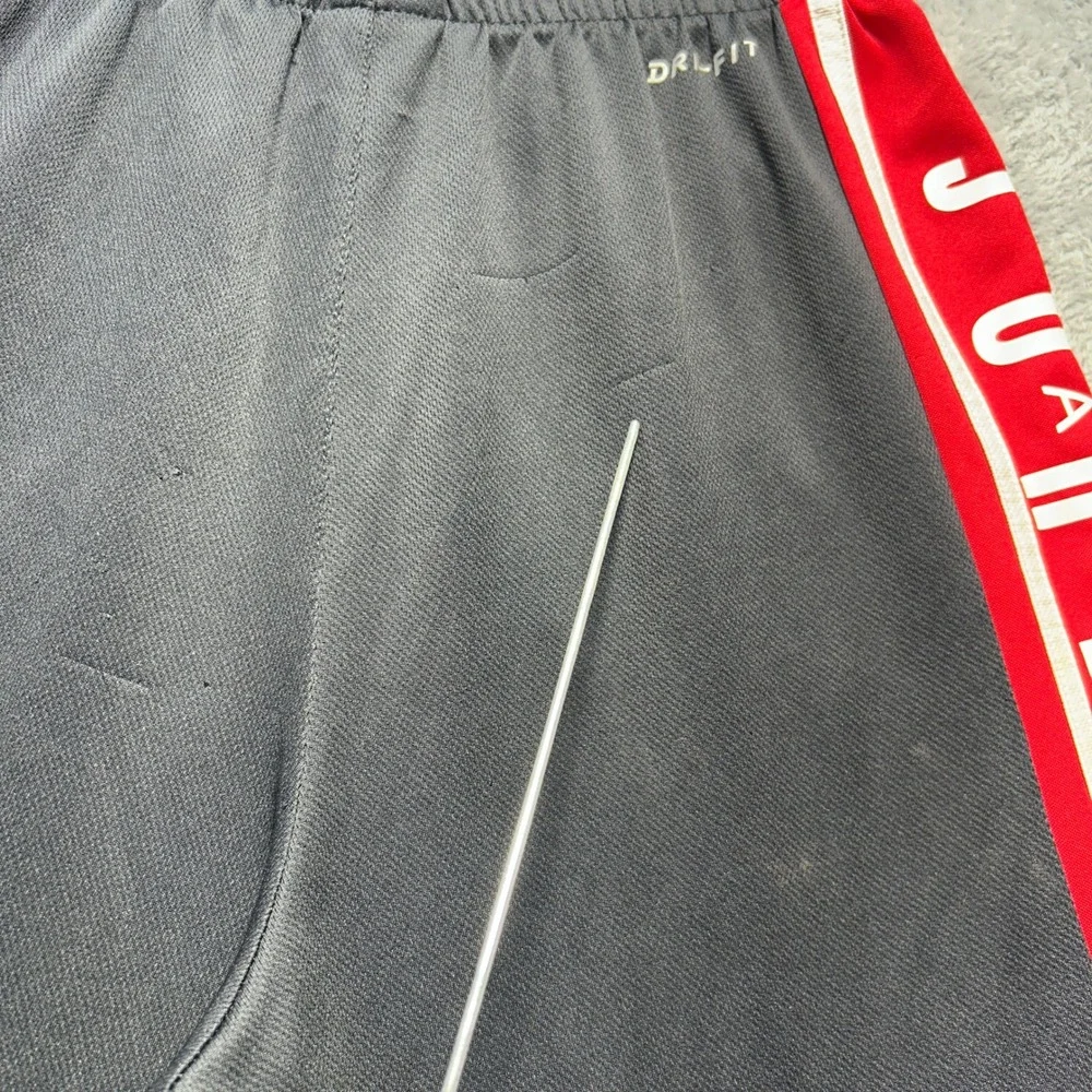 Jordan Kids‎ Dri-FIT Basketball Shorts Black Red XL 13-16 Years 7115-023